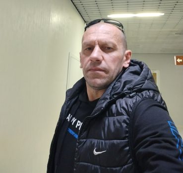 Олег, 44 лет, Барнаул,  Россия 🇷🇺