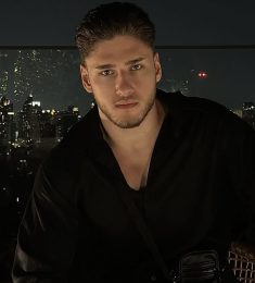 Аркадий, 31 лет, Бисексуал(ка), Мужчина, Москва,  Россия 🇷🇺