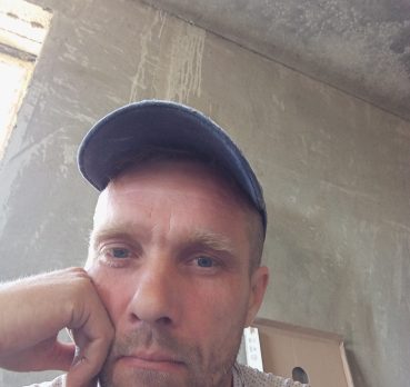 Володя, 43 лет, Семей,  Казахстан 🇰🇿