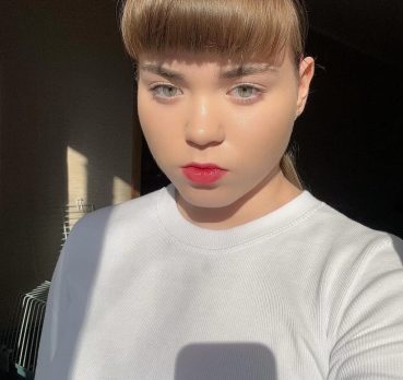 Лиза, 18 лет, Псков,  Россия 🇷🇺