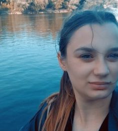 Лена, 22 лет, Гетеро, Женщина, Вологда,  Россия 🇷🇺