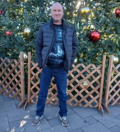 Виктор, 45 лет, Бисексуал(ка), Мужчина, Пятигорск,  Россия 🇷🇺