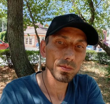 Виталий, 42 лет, Каменск-Шахтинский,  Россия 🇷🇺