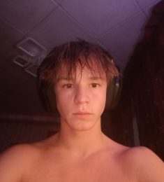 Андрей, 20 лет, Гетеро, Женщина, Волгоград,  Россия 🇷🇺