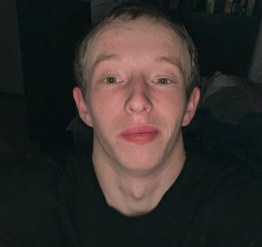 Валерий, 22 лет, Усть-Каменогорск,  Казахстан 🇰🇿