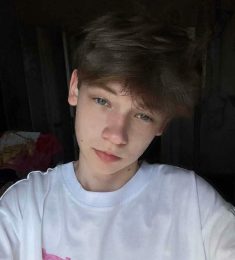 максим, 21 лет, Гетеро, Мужчина, Москва, Москва,  Россия 🇷🇺