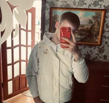 Илья, 18 лет, Барановичи, Брест,  Беларусь 🇧🇾