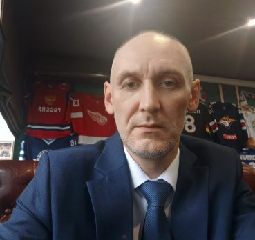 Илья, 43 лет, Серов, Свердловск,  Россия 🇷🇺